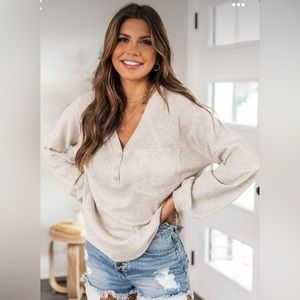 Light weight long sleeve blouse